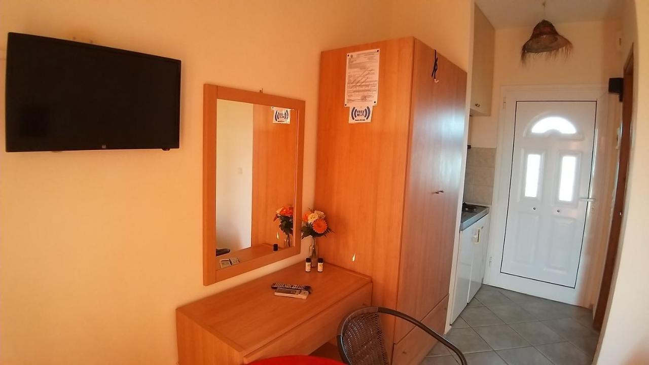Malindi Rooms Porto Cheli Buitenkant foto